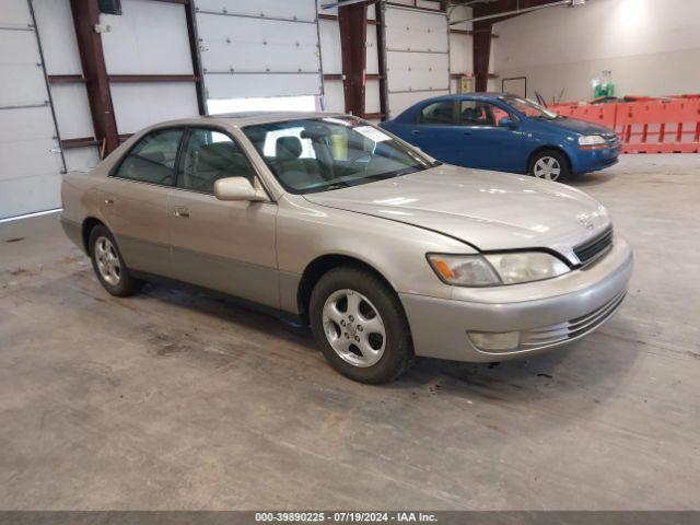  Salvage Lexus Es