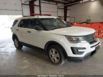  Salvage Ford Utility Police Intercepto