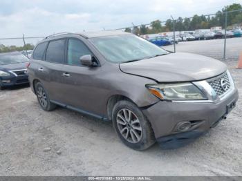  Salvage Nissan Pathfinder