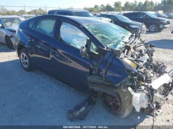  Salvage Toyota Prius