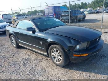  Salvage Ford Mustang