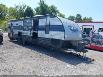  Salvage Cherokee Grey Wolf