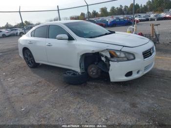  Salvage Nissan Maxima