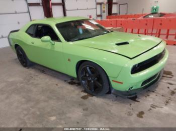  Salvage Dodge Challenger