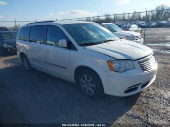  Salvage Chrysler Town & Country