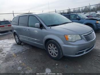  Salvage Chrysler Town & Country