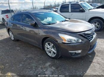  Salvage Nissan Altima