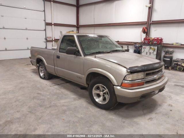  Salvage Chevrolet S-10