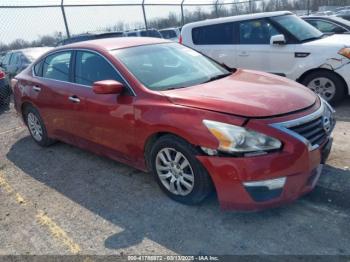  Salvage Nissan Altima