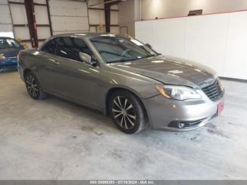  Salvage Chrysler 200
