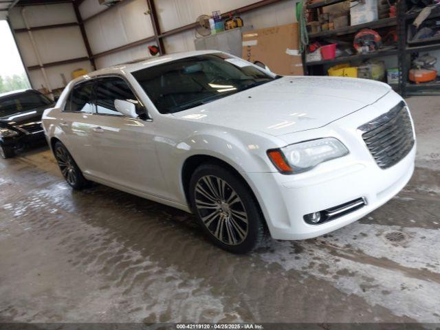  Salvage Chrysler 300