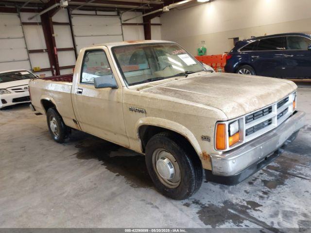 Salvage Dodge Dakota
