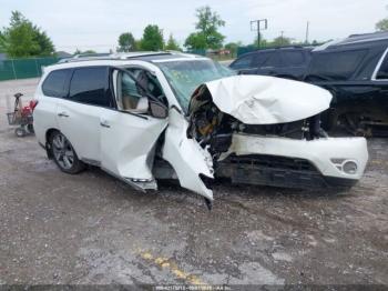  Salvage Nissan Pathfinder
