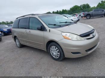  Salvage Toyota Sienna