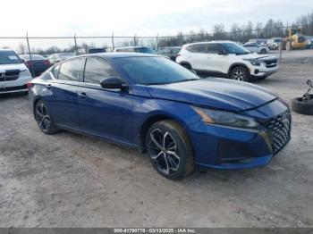 Salvage Nissan Altima