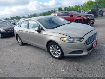  Salvage Ford Fusion