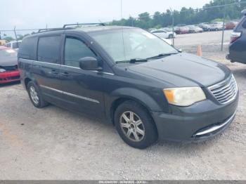  Salvage Chrysler Town & Country
