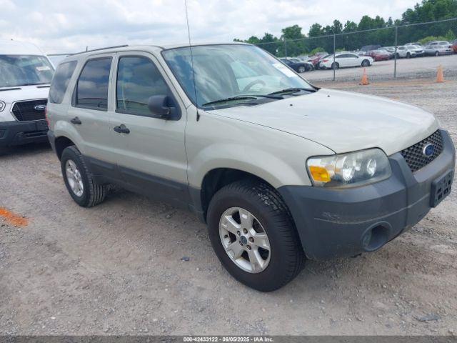  Salvage Ford Escape