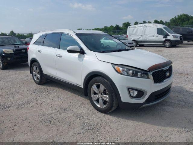  Salvage Kia Sorento