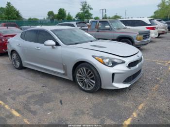  Salvage Kia Stinger
