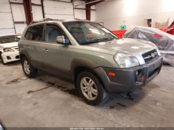  Salvage Hyundai TUCSON