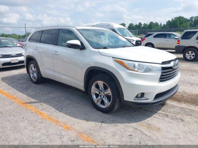  Salvage Toyota Highlander