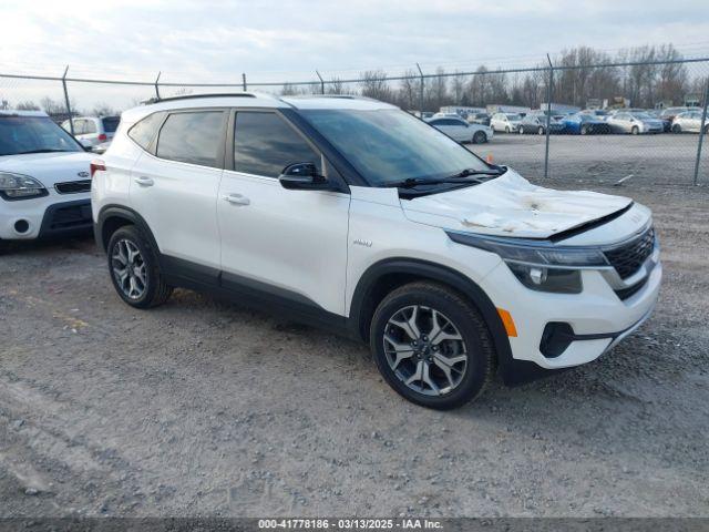  Salvage Kia Seltos