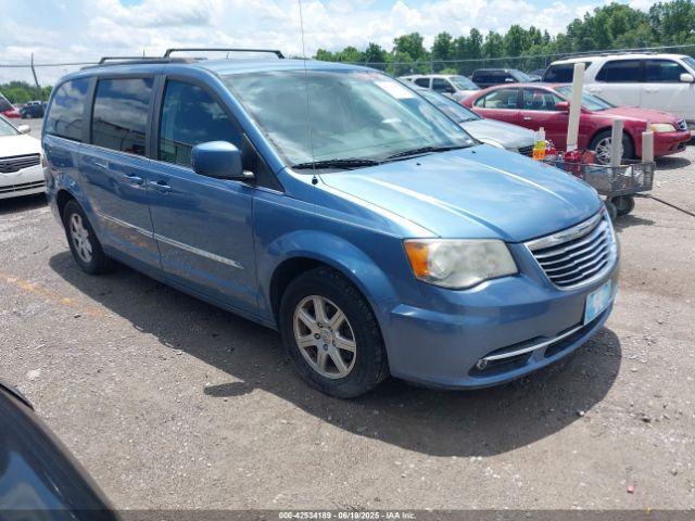  Salvage Chrysler Town & Country