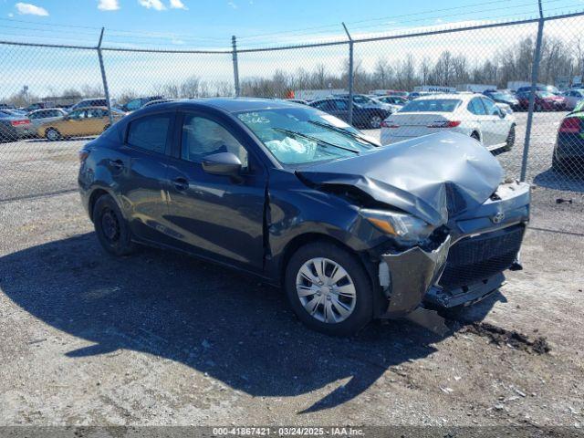  Salvage Toyota Yaris