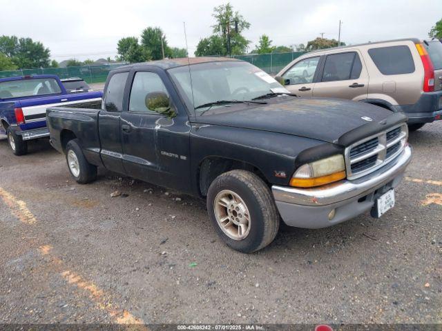  Salvage Dodge Dakota