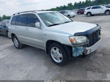  Salvage Toyota Highlander