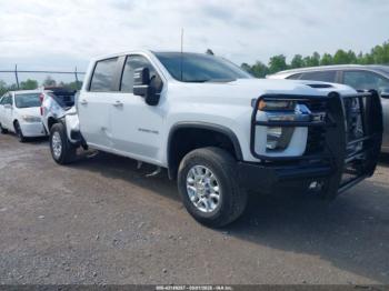  Salvage Chevrolet Silverado 2500