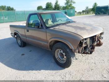  Salvage Chevrolet S-10