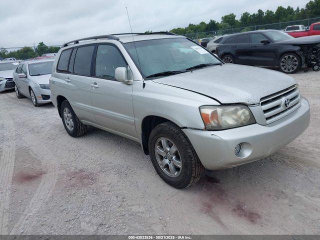  Salvage Toyota Highlander