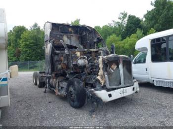  Salvage Kenworth T700