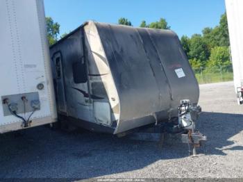  Salvage Dutchmen Travel Trailer