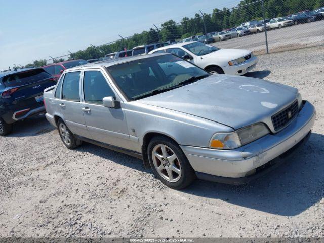  Salvage Volvo S70