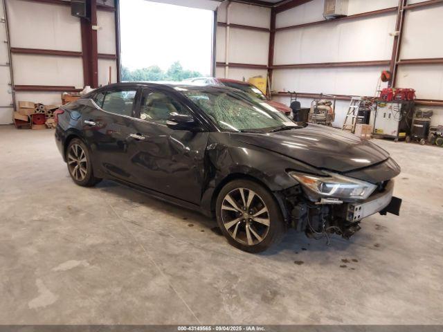  Salvage Nissan Maxima