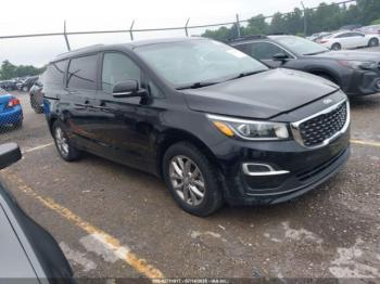  Salvage Kia Sedona