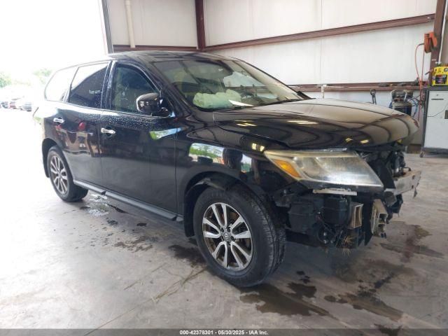  Salvage Nissan Pathfinder