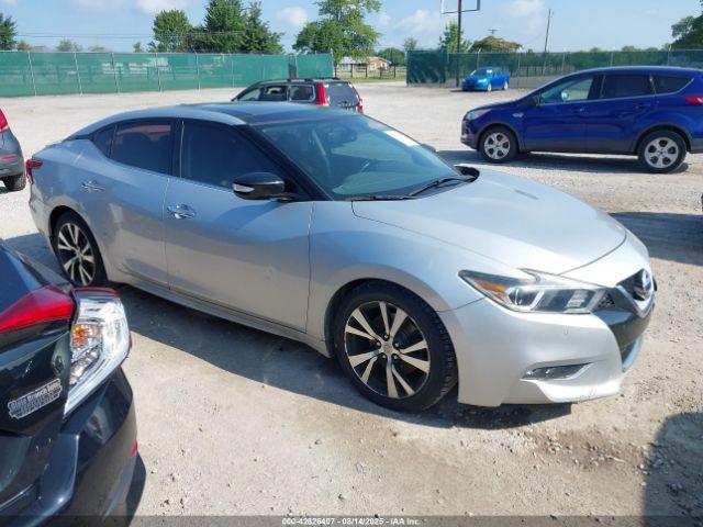  Salvage Nissan Maxima