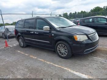  Salvage Chrysler Town & Country