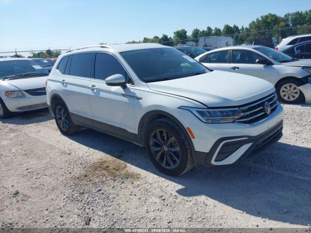  Salvage Volkswagen Tiguan