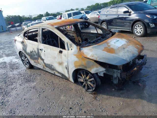  Salvage Nissan Versa