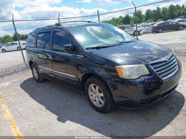  Salvage Chrysler Town & Country