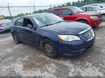  Salvage Chrysler 200
