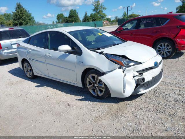  Salvage Toyota Prius