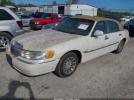 Lincoln Towncar Signature Image 8