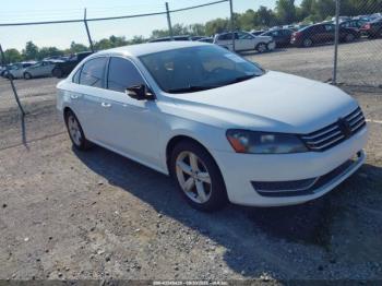  Salvage Volkswagen Passat