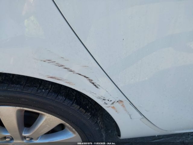 Buick Verano Image 4